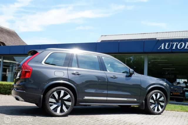 Volvo XC90 (2019) thumbnail 6