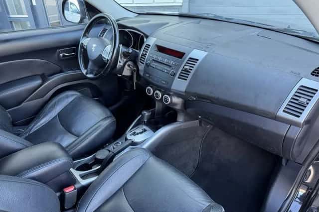 Peugeot 4007 (2008) thumbnail 5