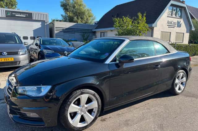 Audi A3 (2014) thumbnail 2