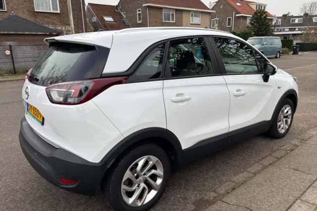 Opel Crossland X (2019) thumbnail 6