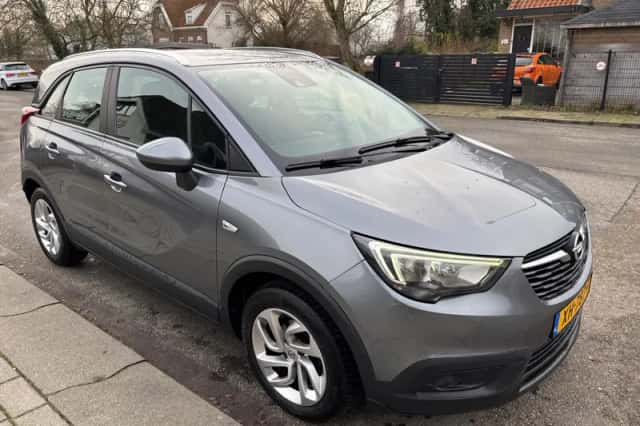Opel Crossland X (2019) thumbnail 4