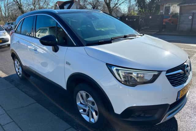 Opel Crossland X (2019) thumbnail 3