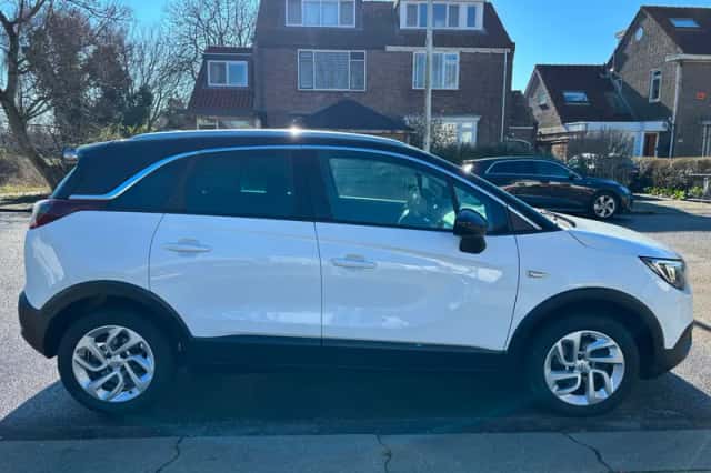 Opel Crossland X (2019) thumbnail 4