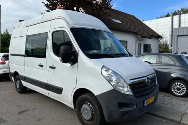 Opel Movano (2015) thumbnail 1