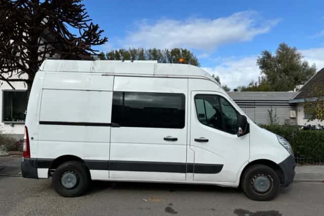 Opel Movano (2015) thumbnail 2