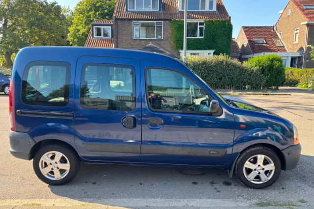Renault Kangoo (2002) thumbnail 1