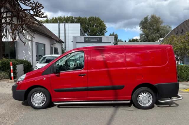 Toyota Proace (2015) thumbnail 1