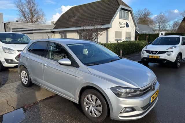 Volkswagen Polo (2019) thumbnail 3