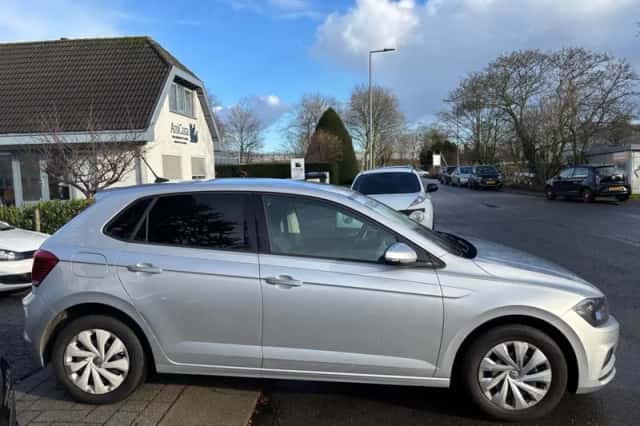 Volkswagen Polo (2019) thumbnail 4