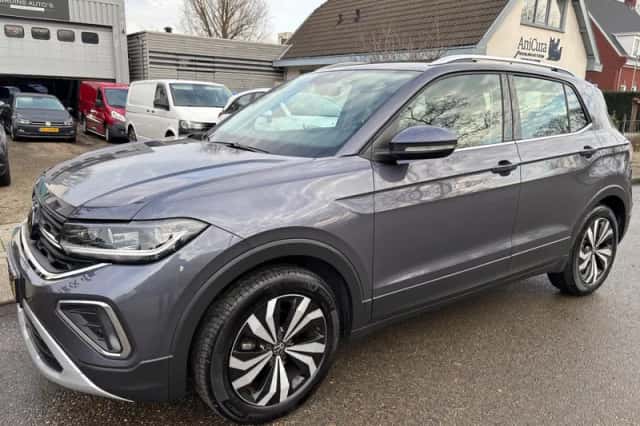 Volkswagen T-Cross (2025) thumbnail 1
