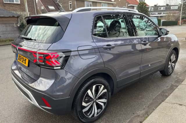 Volkswagen T-Cross (2025) thumbnail 4