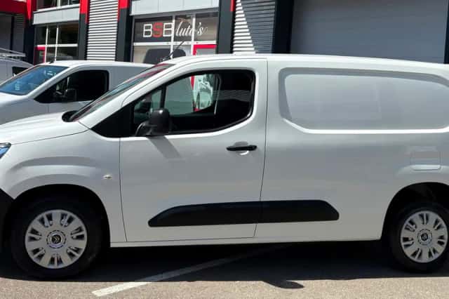 Citroën Berlingo (2021) thumbnail 3