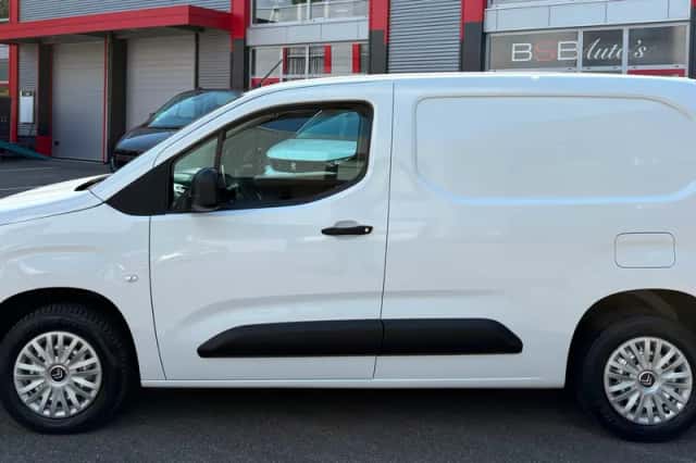 Citroën Berlingo (2023) thumbnail 3