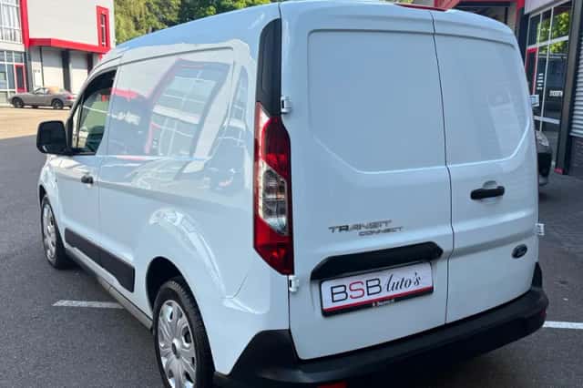 Ford Transit (2022) thumbnail 4