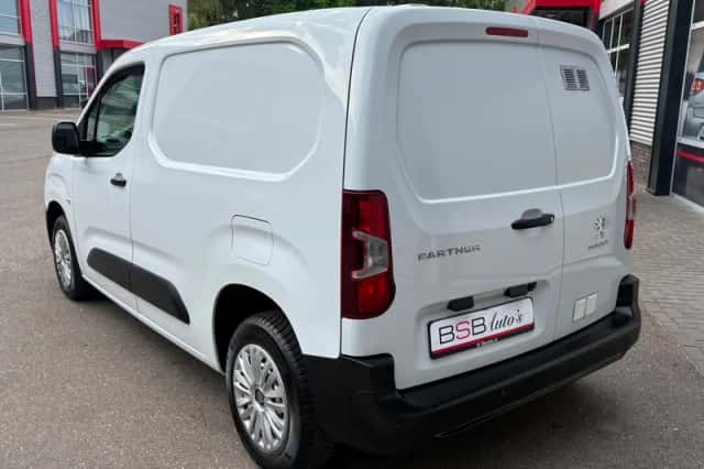 Peugeot Partner (2023) thumbnail 4