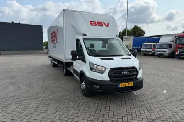 Ford Transit (2024) thumbnail 1
