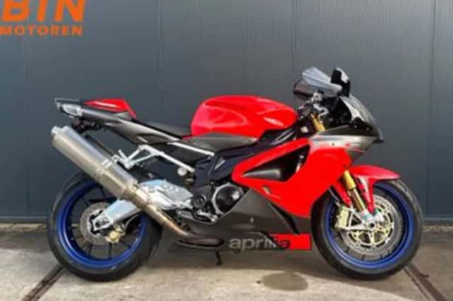 APRILIA RSV (2006) thumbnail 1