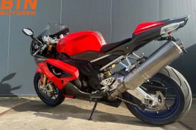 APRILIA RSV (2006) thumbnail 5