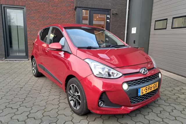 Hyundai i10 (2017) thumbnail 1