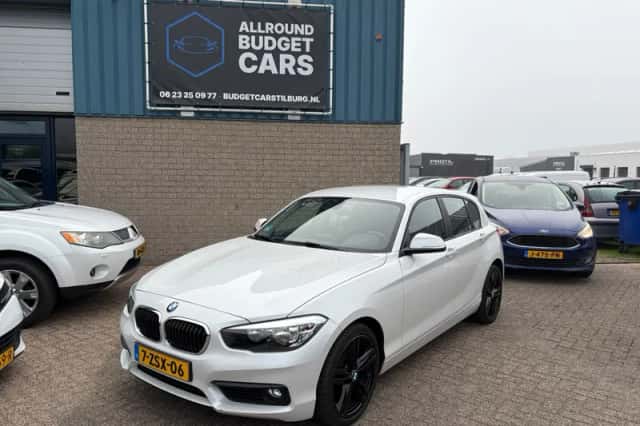 BMW 1-Serie (2015) thumbnail 1