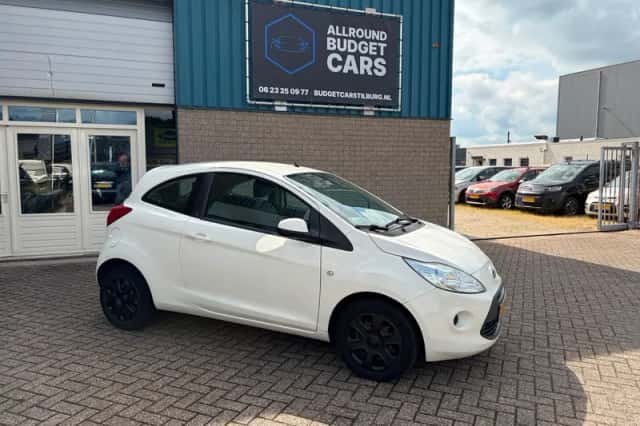 Ford Ka (2015) thumbnail 1