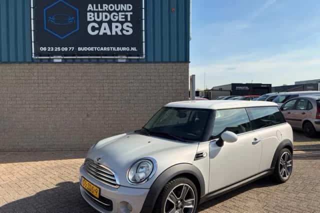 MINI Clubman (2011) thumbnail 1