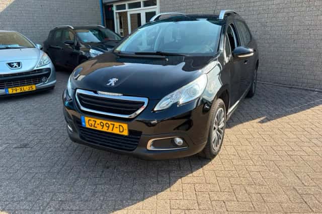 Peugeot 2008 (2015) thumbnail 3