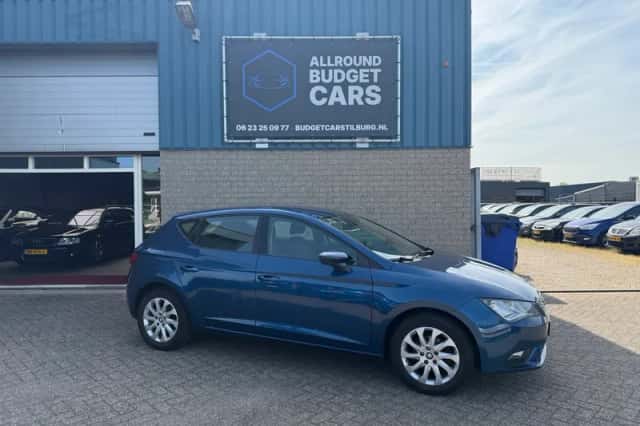 SEAT Leon (2015) thumbnail 1
