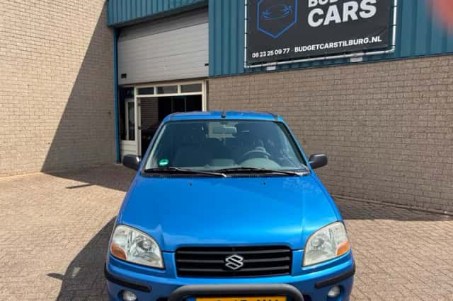 Suzuki Ignis (2002) thumbnail 2
