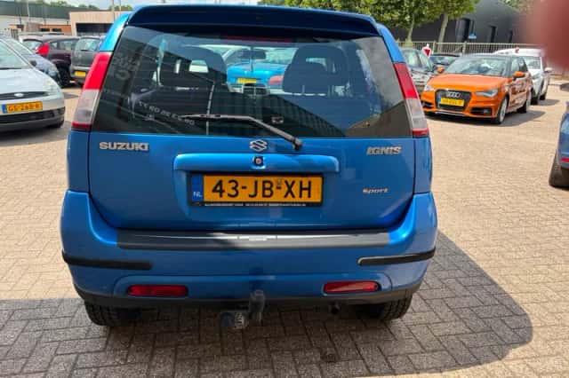 Suzuki Ignis (2002) thumbnail 6