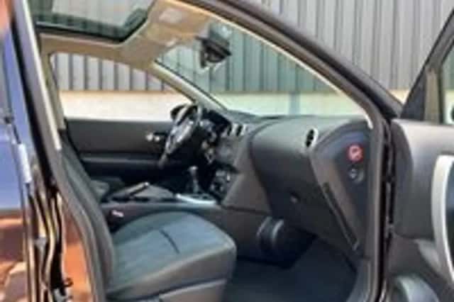 Nissan Qashqai (2011) thumbnail 4