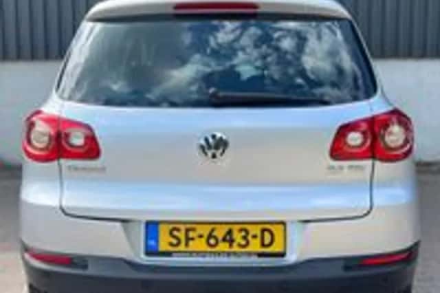 Volkswagen Tiguan (2009) thumbnail 3