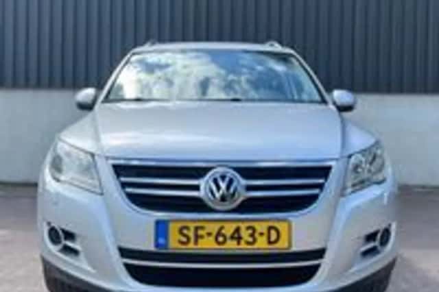 Volkswagen Tiguan (2009) thumbnail 4