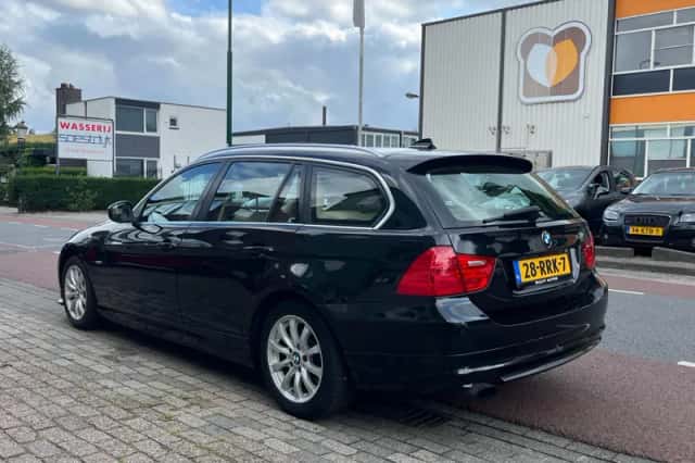 BMW 3-Serie (2011) thumbnail 5