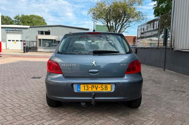 Peugeot 307 (2005) thumbnail 5
