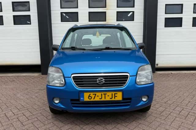 Suzuki Wagon R+ (2002) thumbnail 3