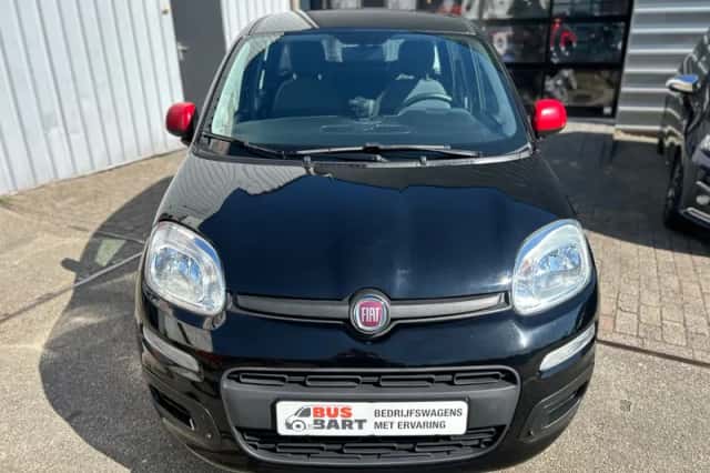 Fiat Panda (2019) thumbnail 2