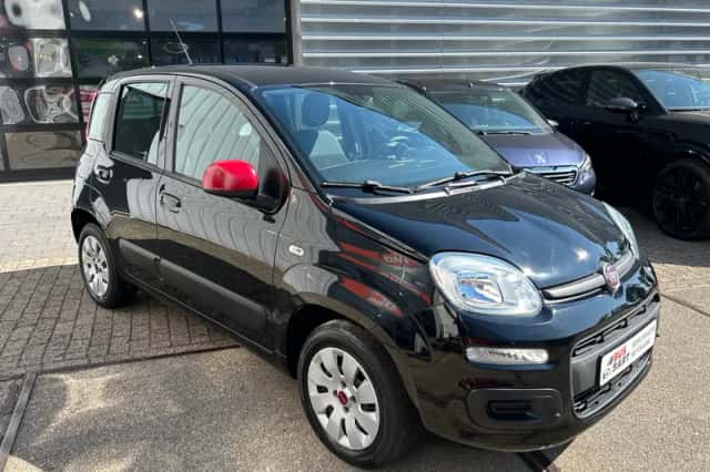 Fiat Panda (2019) thumbnail 3