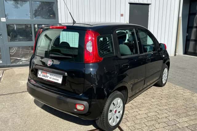 Fiat Panda (2019) thumbnail 4