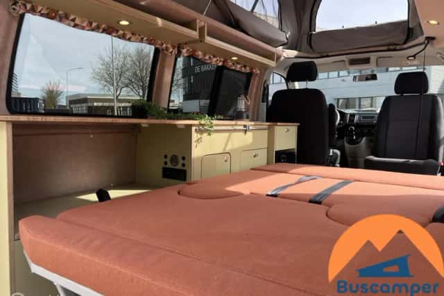 Volkswagen T6 (2017) thumbnail 3