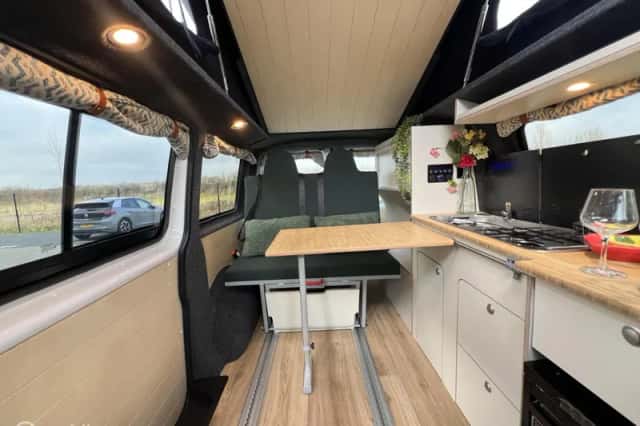 Volkswagen T6.1 (2020) thumbnail 4