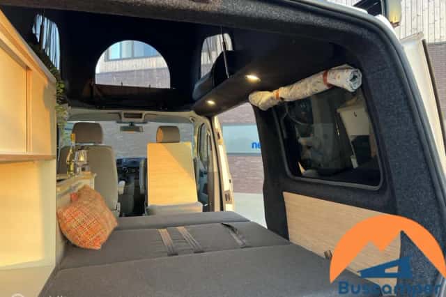 Volkswagen T6.1 (2020) thumbnail 3