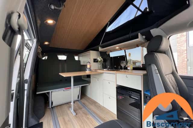 Volkswagen T6 (2018) thumbnail 2