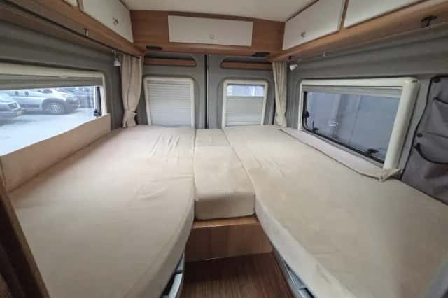 LMC Onbekend (2013) thumbnail 4