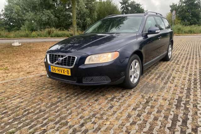 Volvo V70 (2007) thumbnail 1