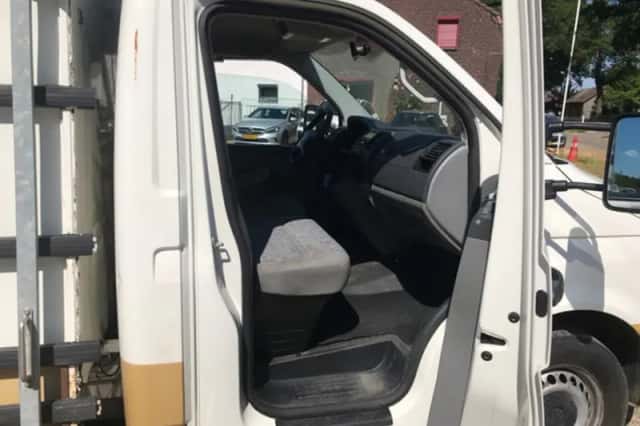 Volkswagen Transporter (2007) thumbnail 5