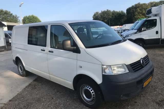 Volkswagen Transporter (2008) thumbnail 5