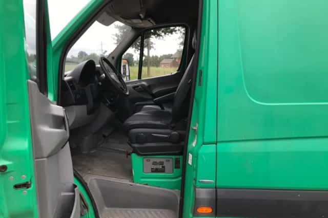 Mercedes-Benz Sprinter (2014) thumbnail 3