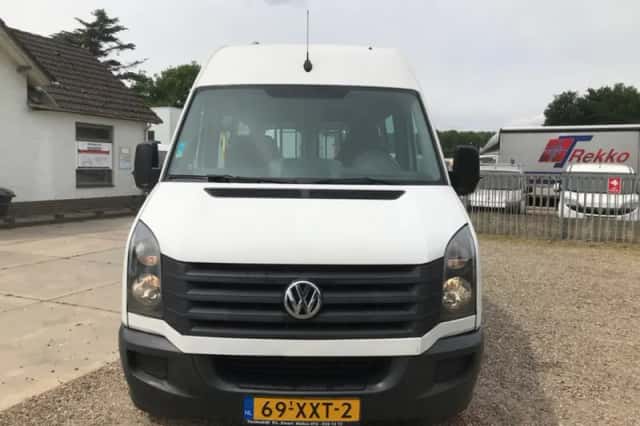 Volkswagen Crafter (2012) thumbnail 2