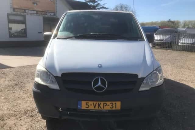 Mercedes-Benz Vito (2010) thumbnail 4